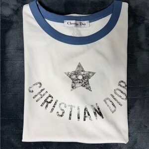 Woman’s Graphic Shirt